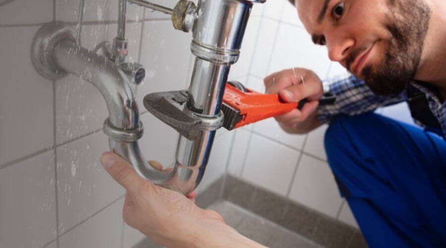Expert burst pipe repair services in Babb, MT